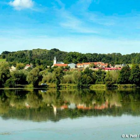 Au Coeur De Bruyeres Apartment Екстериор снимка