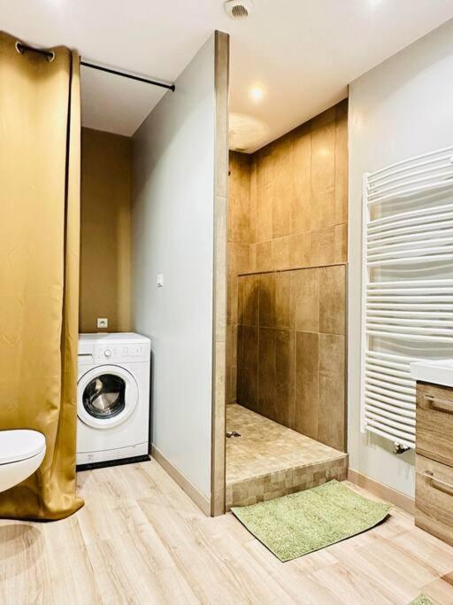 Au Coeur De Bruyeres Apartment Екстериор снимка