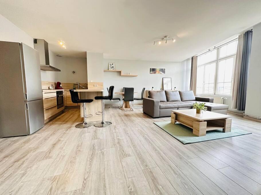 Au Coeur De Bruyeres Apartment Екстериор снимка